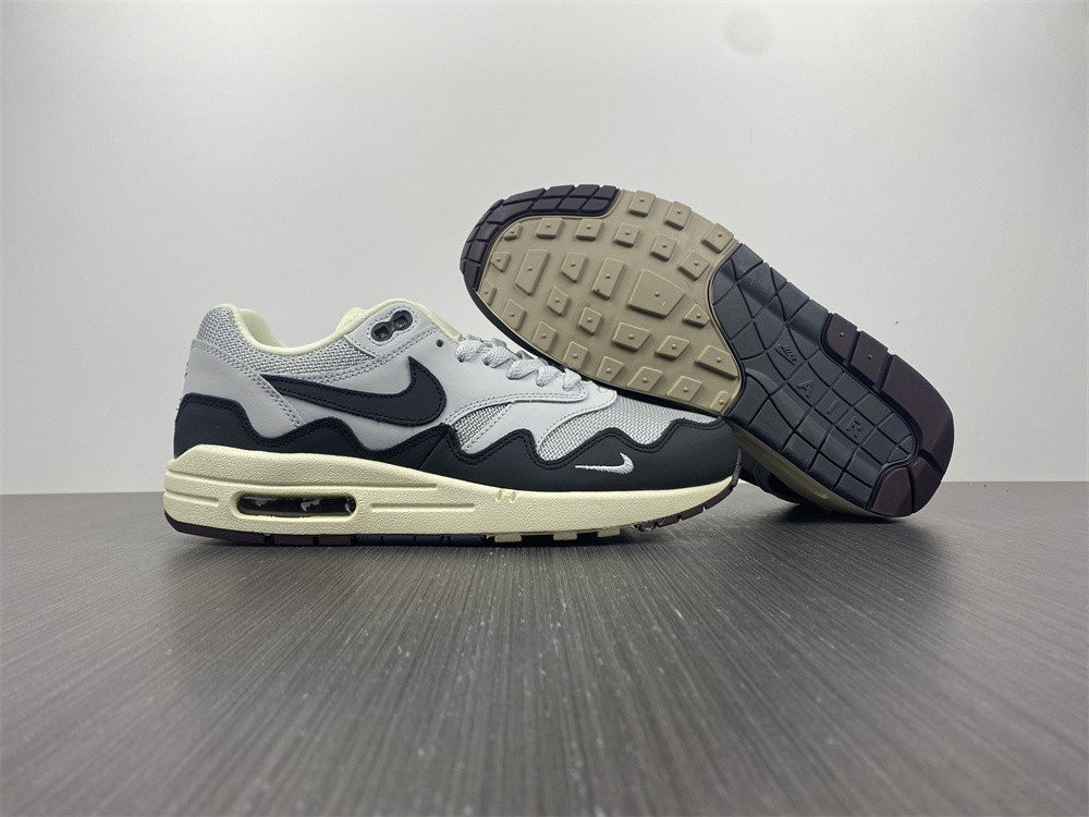 Patta x Nike Air Max 1 Black White Grey DH1348-002