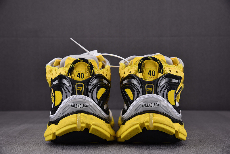 Ba*len*cia*ga runner 67403 w2rd3 0510