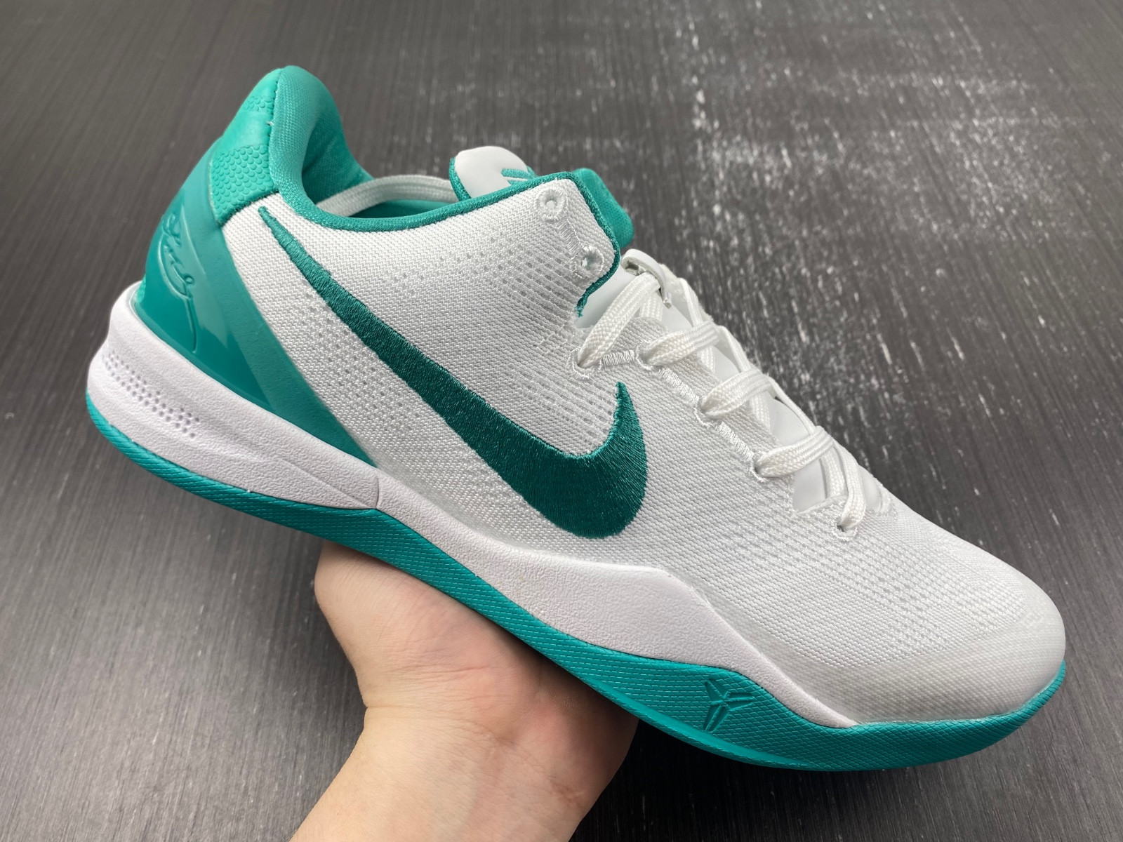Nike Kobe 8 Protro White Radiant Emerald FQ3549-101