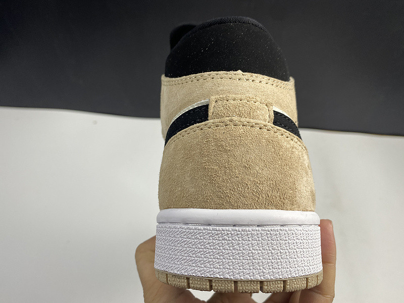 Air Jordan 1 Mid SE “Game Royal” BQ6472 -800