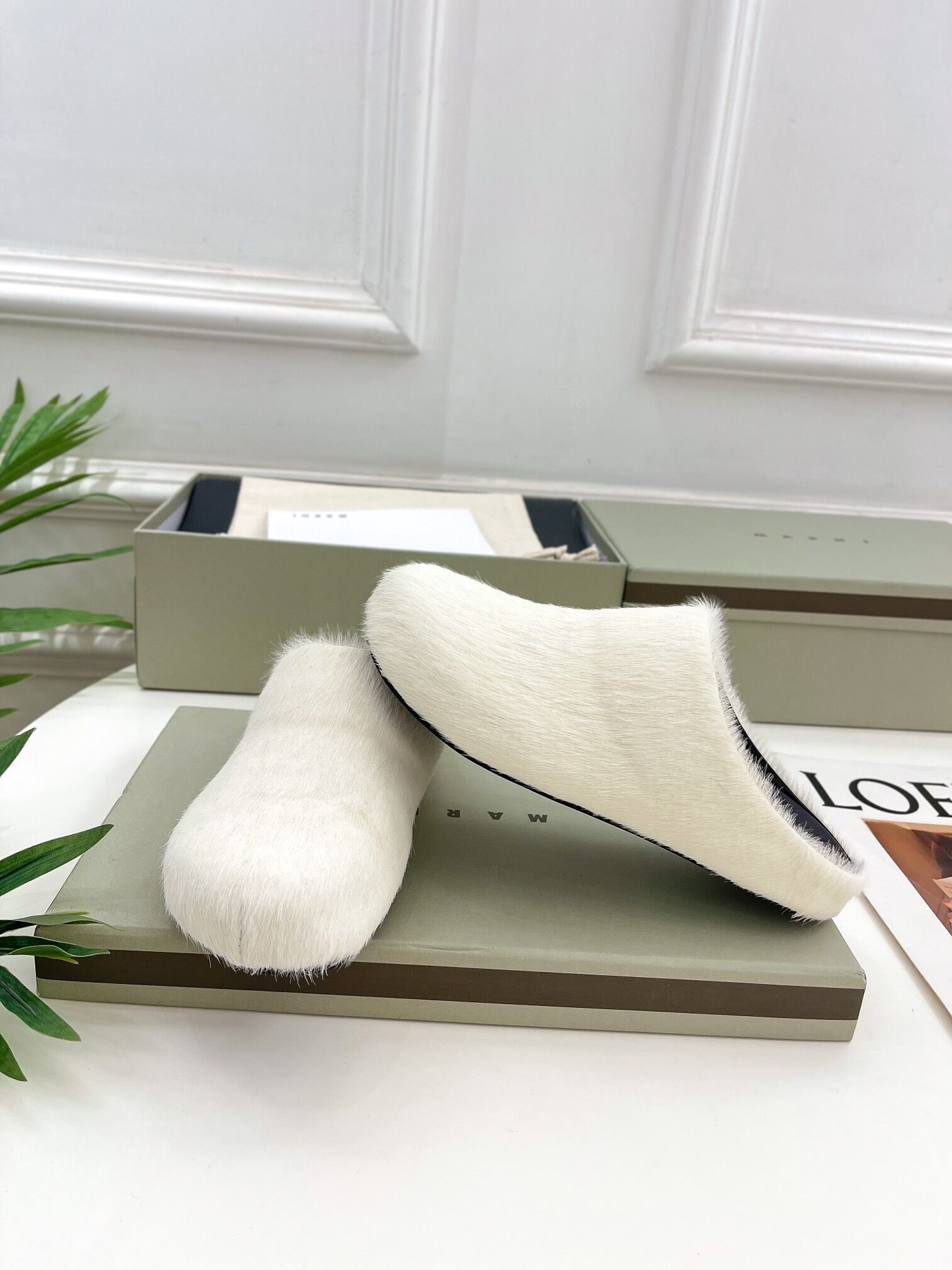 MARNI White Fussbett Sabot Loafers