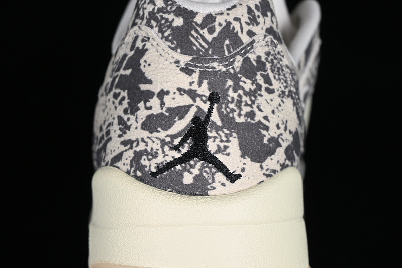 Air Jordan 5 Low "Expression" DA8016-100