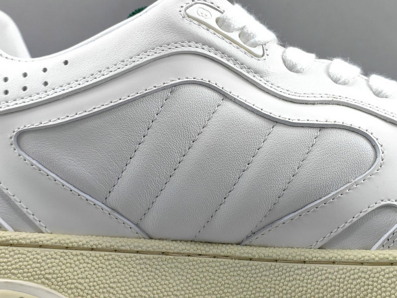 G*u*i re-web sneakers