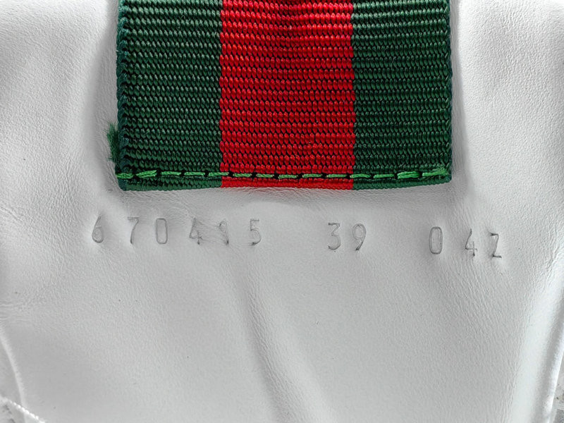 G*u*i re-web sneakers