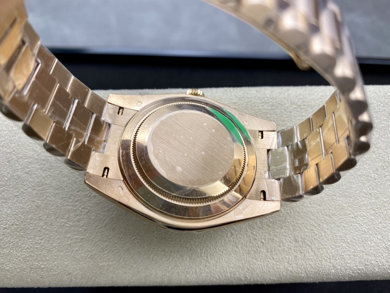 r-o-l-e-x S*per clone top version watch