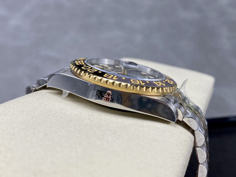 r-o-l-e-x S*per clone top version watch