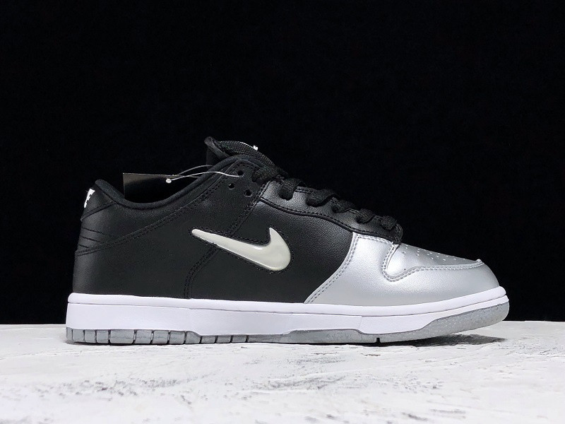 Dunk SB Low