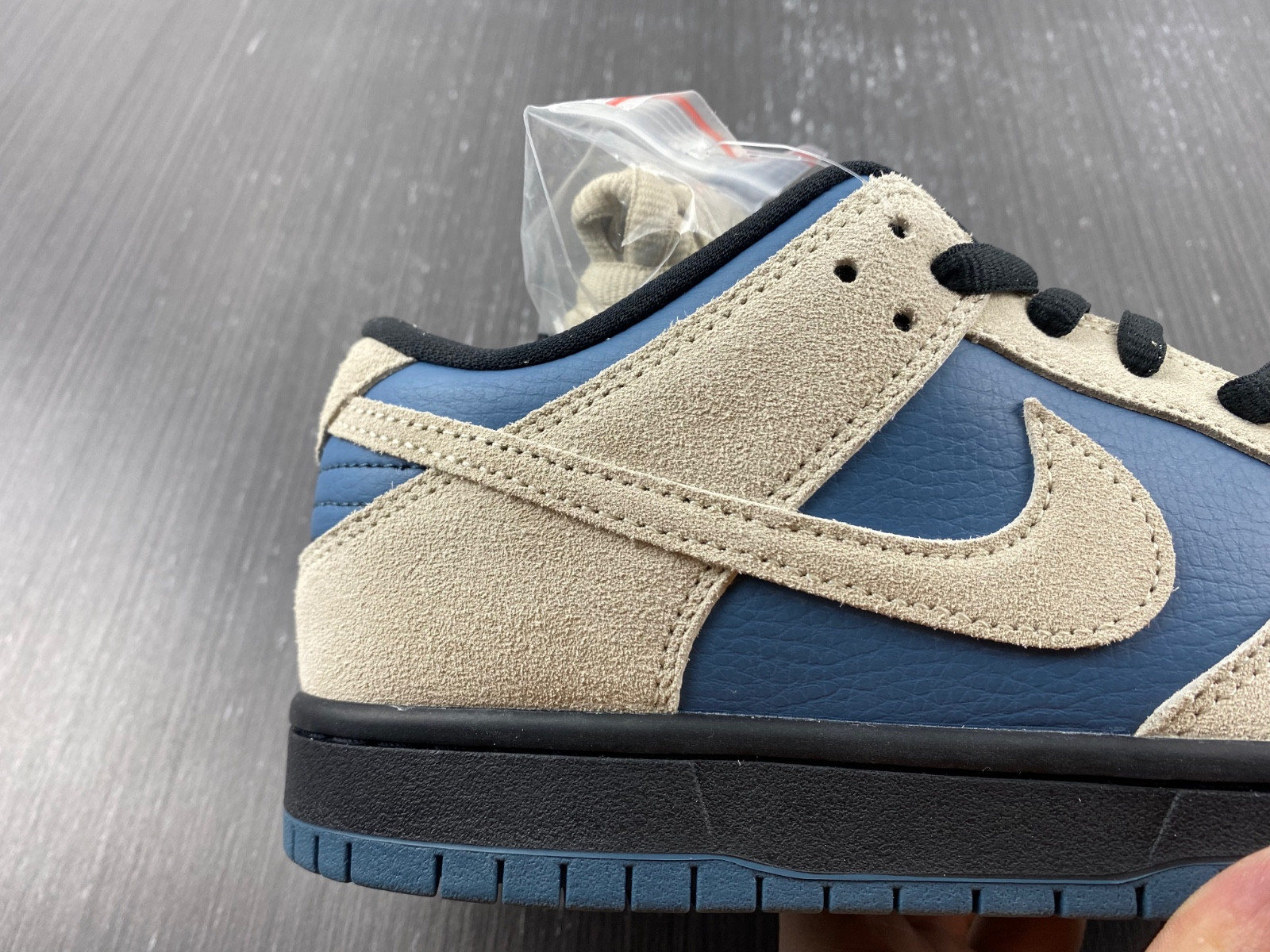 Nike SB Dunk Low Light Cream Thunderstorm BQ6817-200