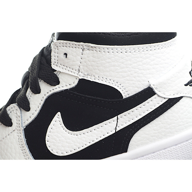 AIR JORDAN 1 KIDS SHOES