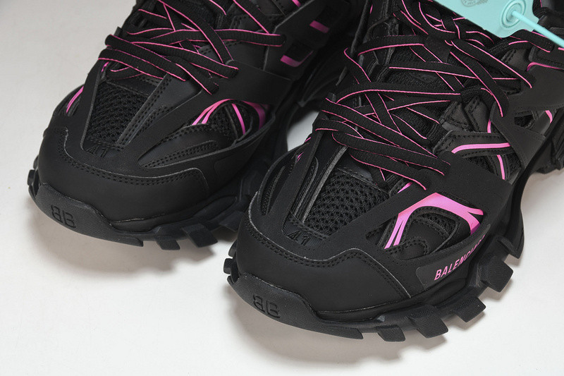 Ba*len*cia*ga track 542436 w2la1-2046