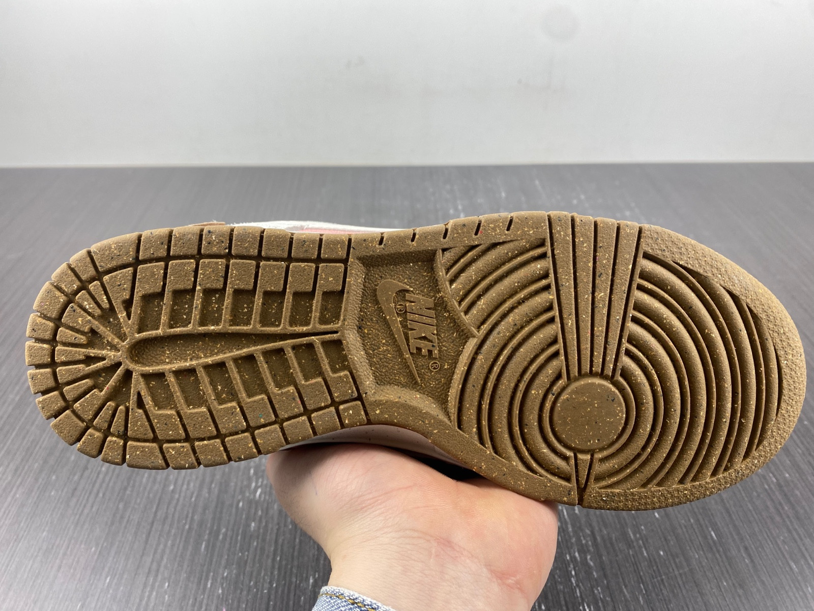 Nike Dunk Low SE DO9457-110