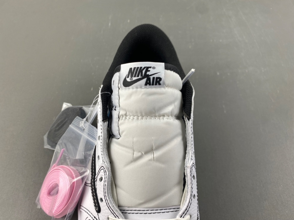 Travis Scott x AJ 1 Low Black White Phantom XZ6868 002