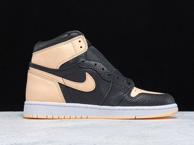 Air Jordan 1 “CRIMSON TINT” 555088-081