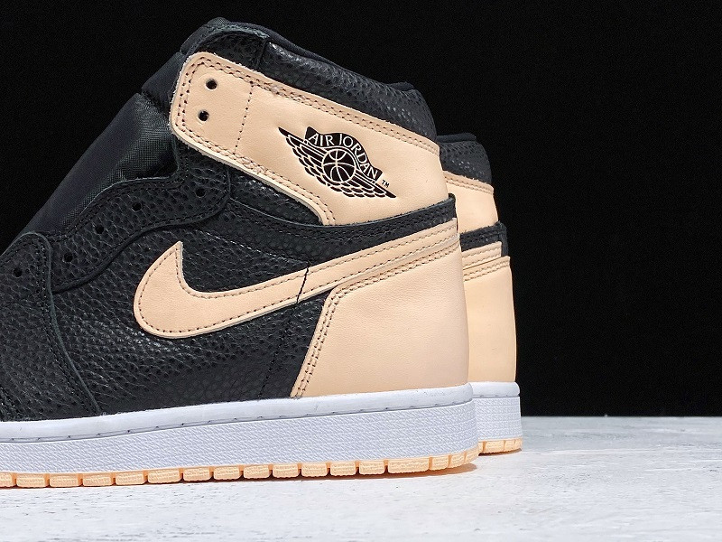 Air Jordan 1 “CRIMSON TINT” 555088-081