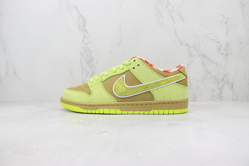 Tagzfootwear X Dunk SB Low BV1310-566