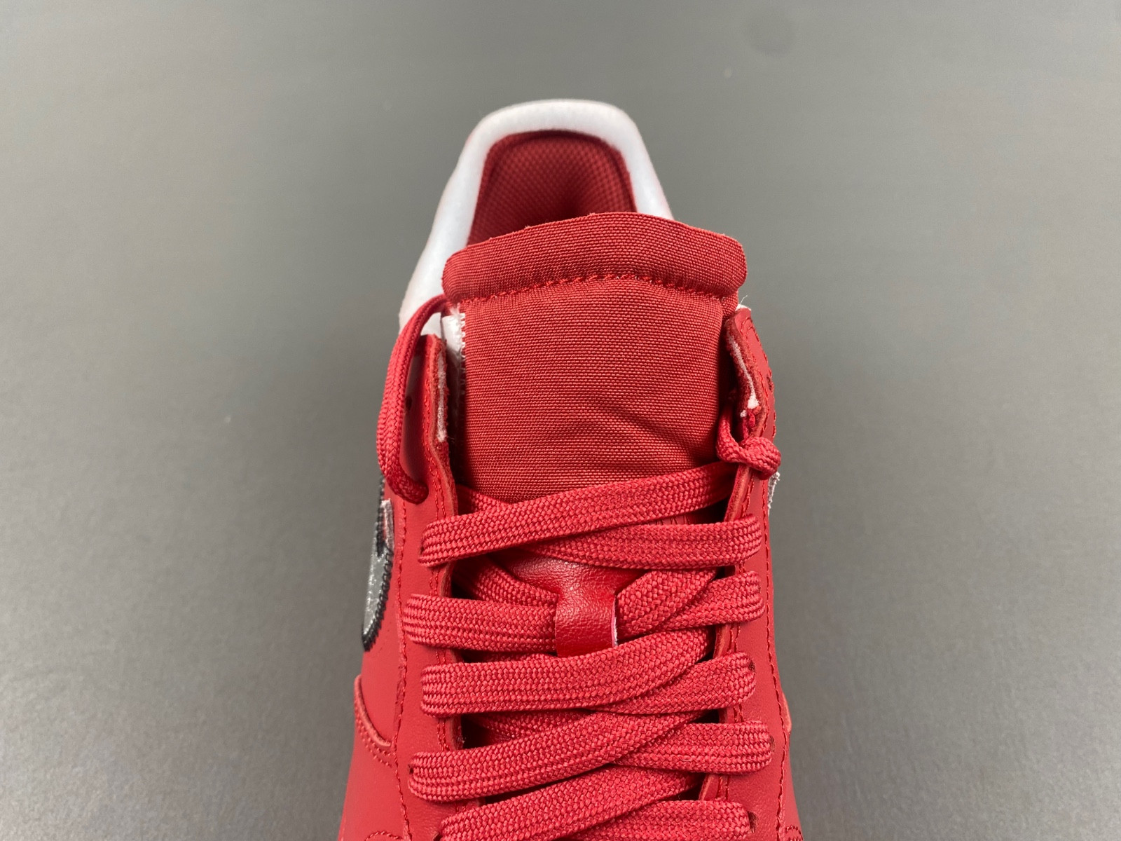 Off White x Nike Air Force 1‘07 Low AO4297-600