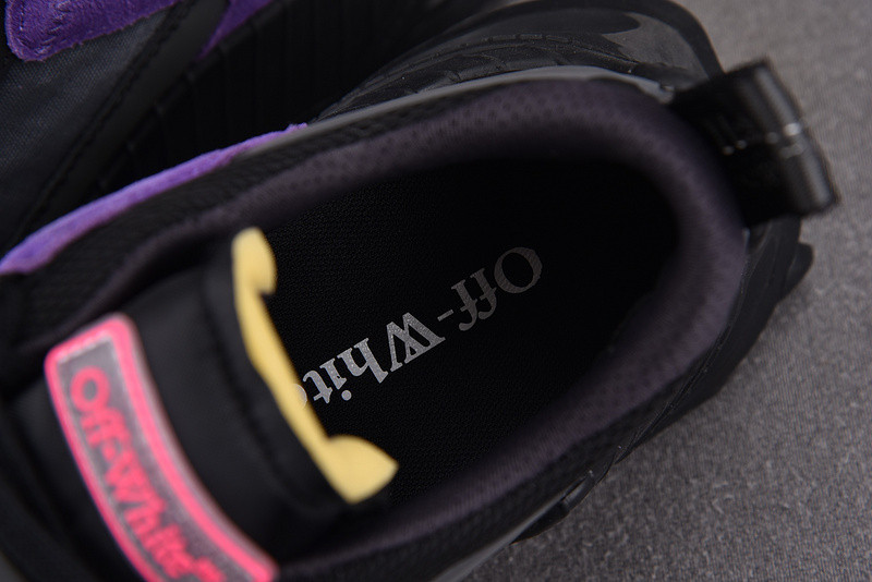 OW C/O ODSY-1000 SPORTS SHOES