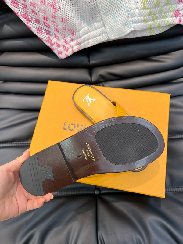 LOU1_TON SLIPPERS