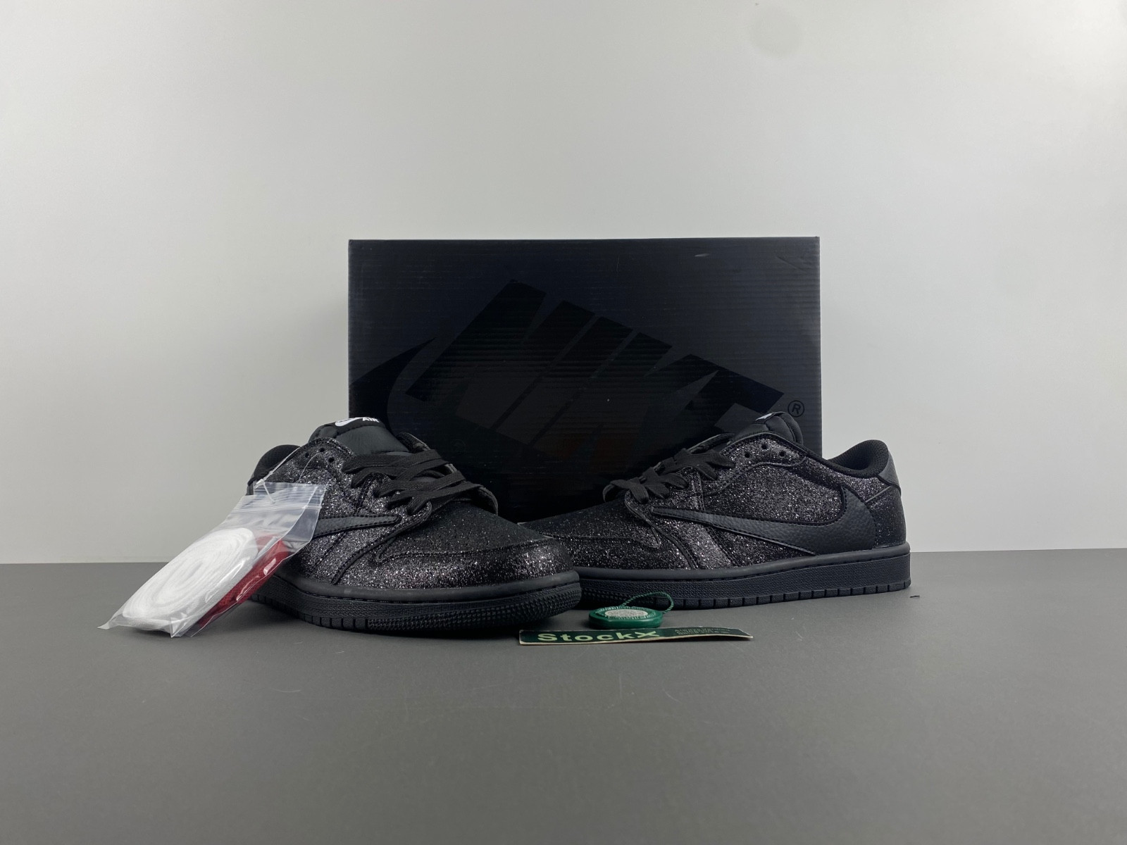 Travis Scott x Air Jordan 1 Low DM7866--282