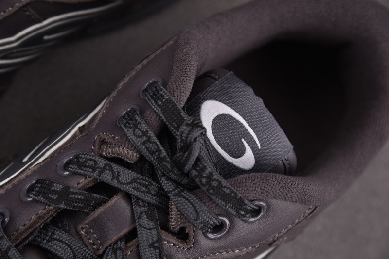 Ba1en*iaga hamptons worn-out