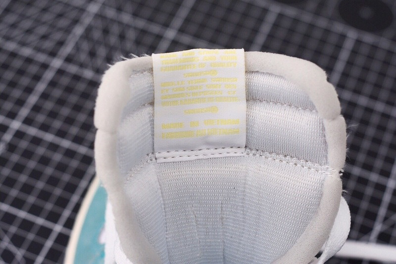 Air Jordan 1 Retro High Turbo Green 555088-311