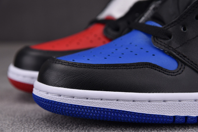 AIR JORDAN 1 RETRO HIGH OG TOP 3 555088-026