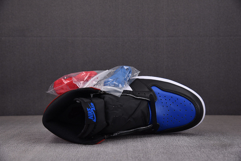 AIR JORDAN 1 RETRO HIGH OG TOP 3 555088-026