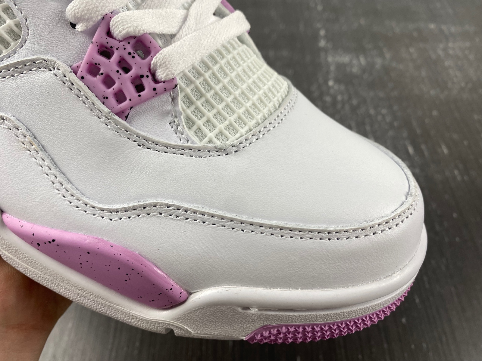 AIR JORDAN 4 WHITE AND PINK CT8527-116